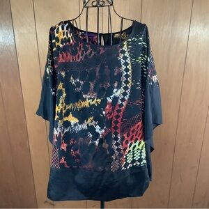 Women’s blouse by Beverly drive